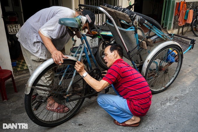 Chuyện người sửa xe đỏ, xe đen cuối cùng ở Đà Nẵng - 2