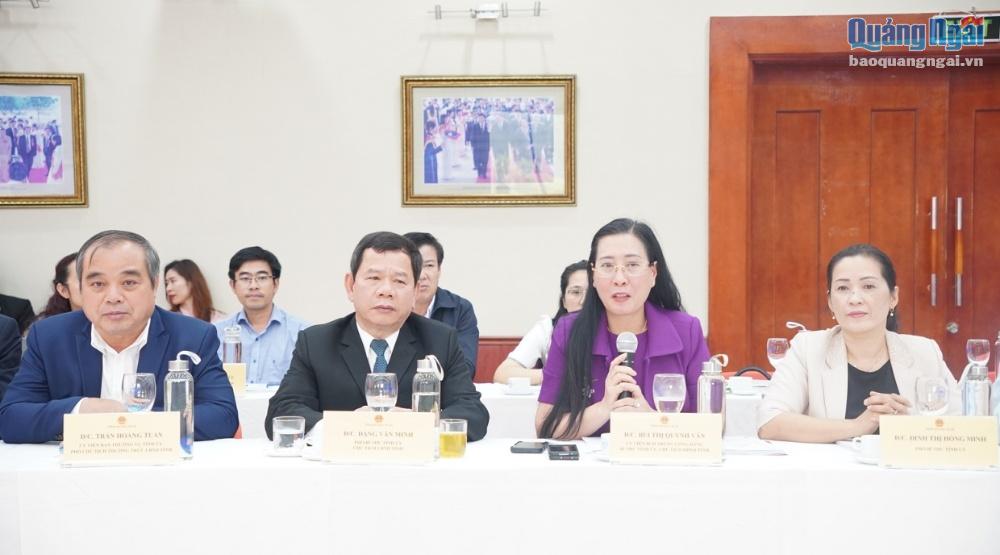 Bí thư Tỉnh ủy Bùi Thị Quỳnh Vân phát biểu tại buổi lễ.