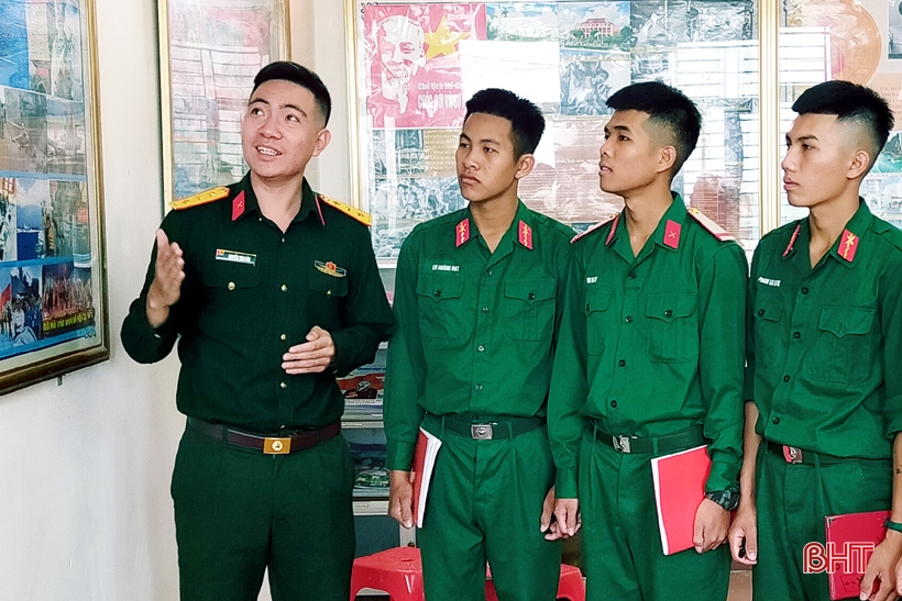 Lực lượng vũ trang Hà Tĩnh học Bác từ những việc làm cụ thể