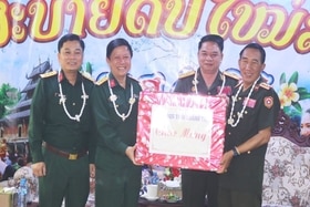 Kiểm tra công tác tìm kiếm, quy tập hài cốt liệt sĩ của Đội 584 tại Lào