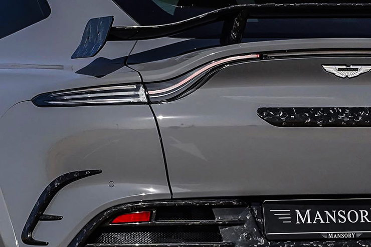 Mansory tung gói nâng cấp dành cho siêu SUV Aston Martin DBX 707 - 4