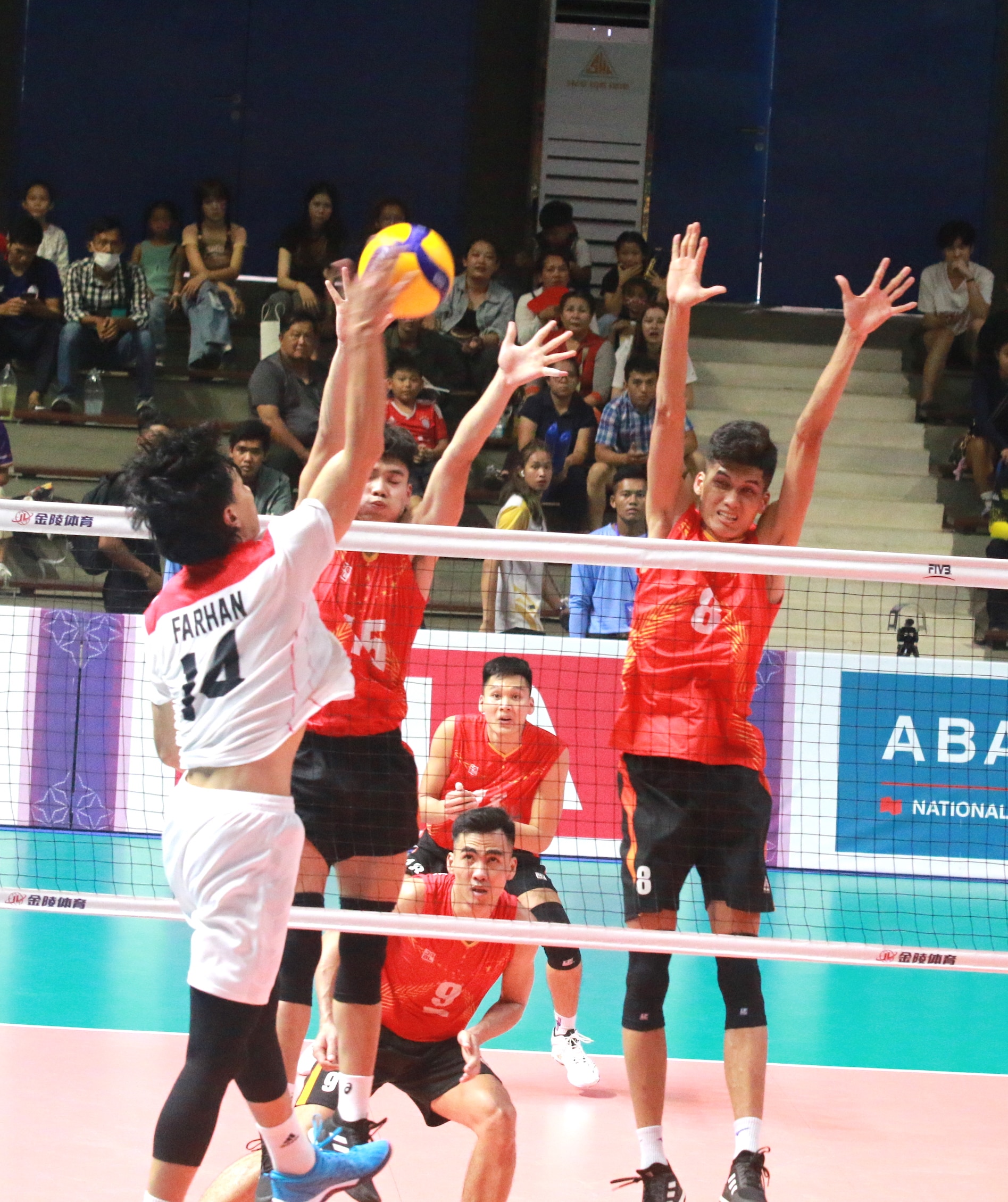 Losing to Indonesia, Vietnam team competes for bronze medal in men's ...