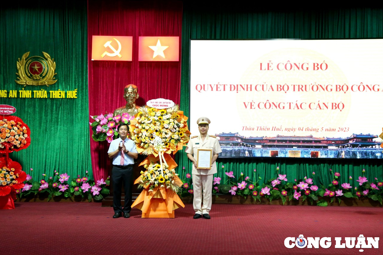 Colonel Nguyen Huu Thien as Deputy Director of Thua Thien Hue Police ...