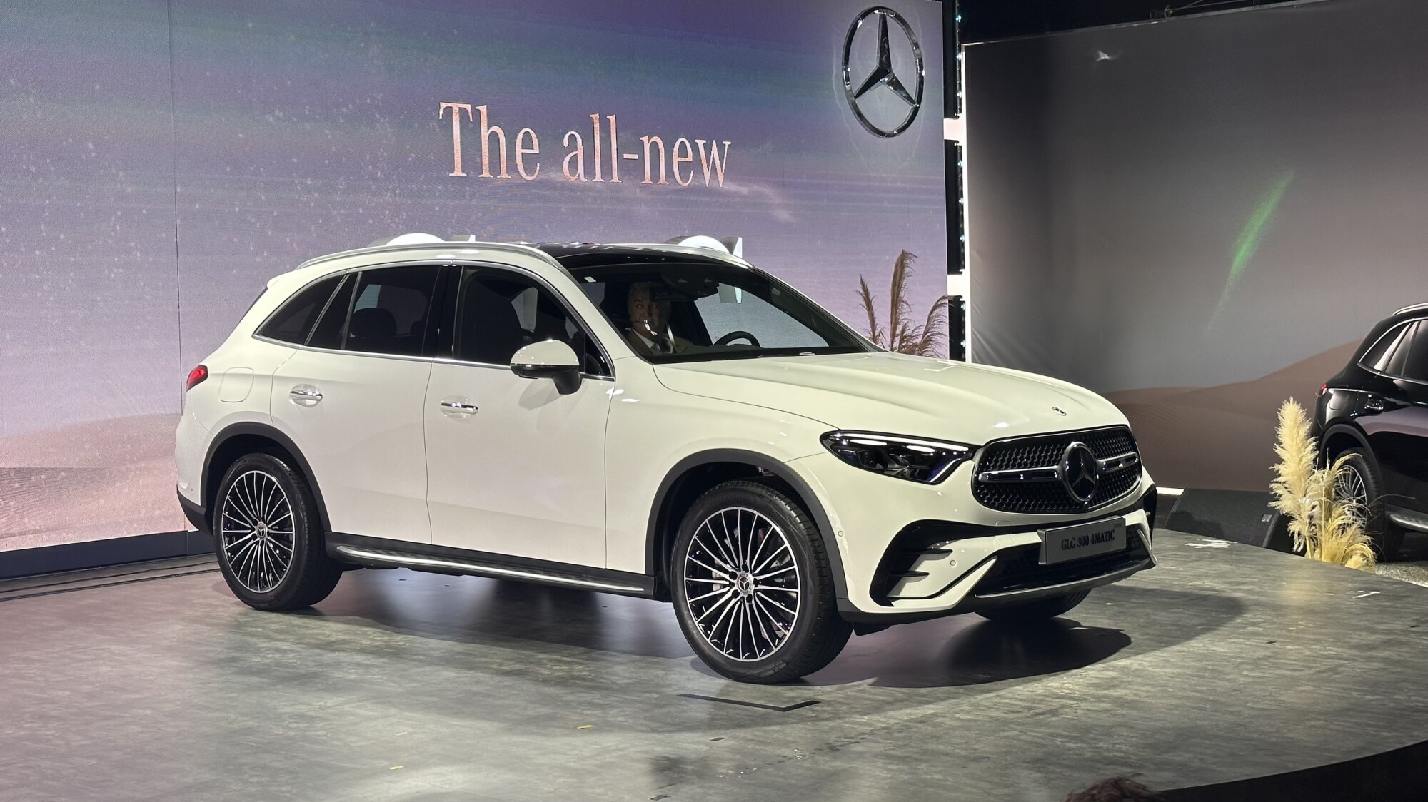 Mercedes-Benz GLC 2023 запущен во Вьетнаме - Vietnam.vn