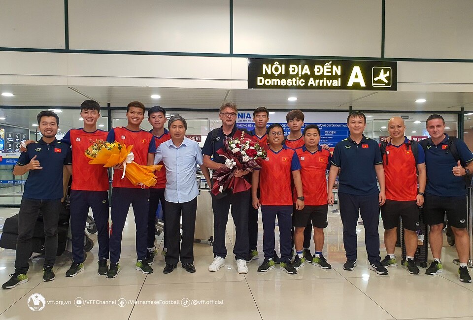 SEA Games 32: HLV Troussier nói gì trước khi tạm biệt đội U.22 Việt Nam? - Ảnh 2.