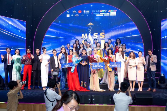 Pham Thi Quynh Nhu was crowned Miss Saigon International University ...