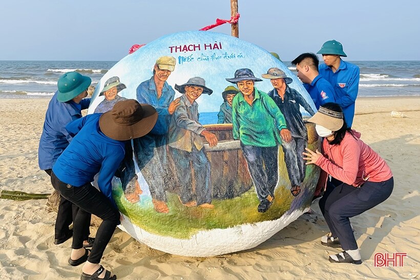 Tuổi trẻ Hà Tĩnh triển khai các hoạt động quảng bá du lịch biển