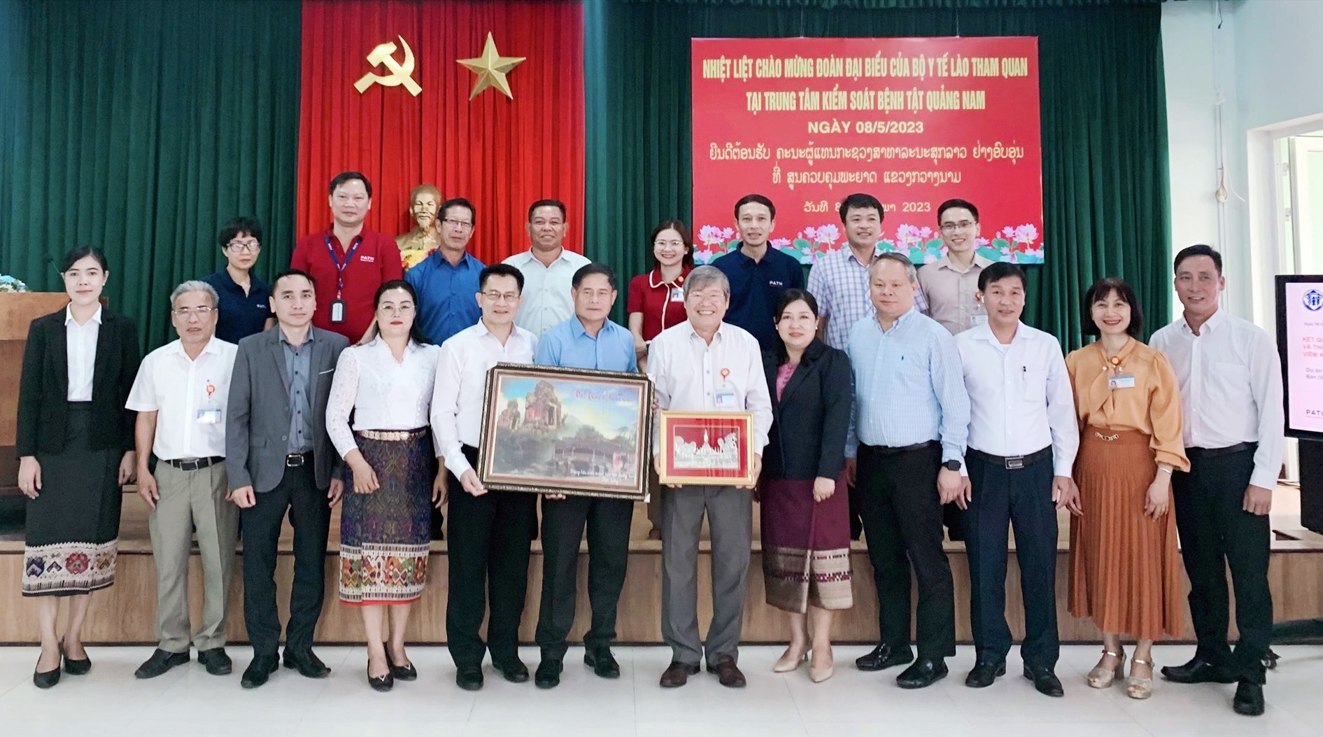 The delegation of the Lao Ministry of Health visited and worked at the ...