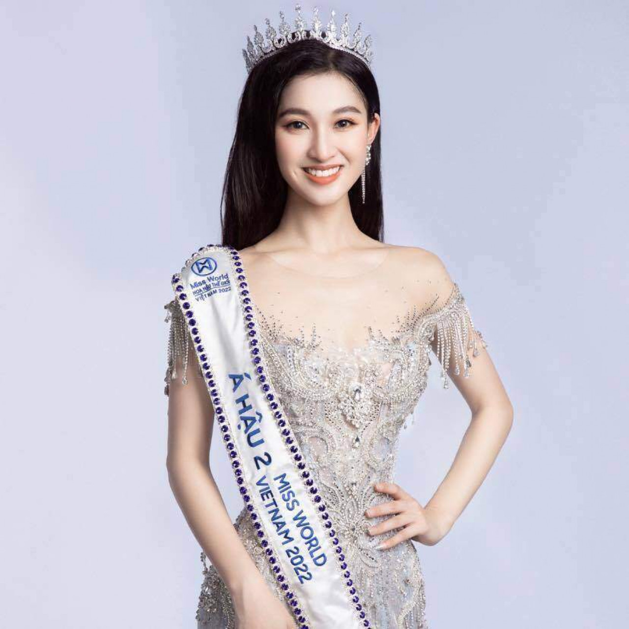 Sự Thật á Hậu Phương Nhi Sắp Lên đường Dự Thi Miss International 2023