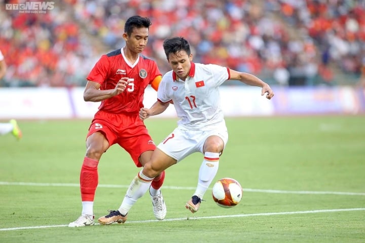 Losing painfully to U22 Indonesia in injury time, U22 Vietnam became a ...