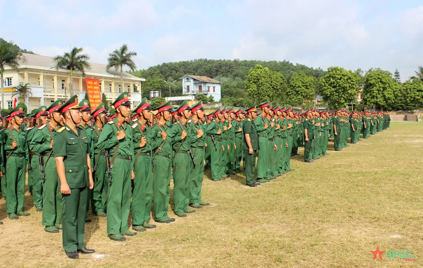 Military School of Military Region 3 holds the Oath of New Soldiers in ...