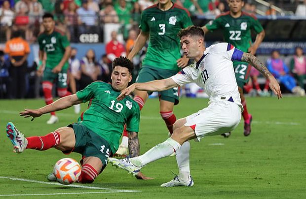 American and Mexican players clash, chaos in the semi-finals of the ...