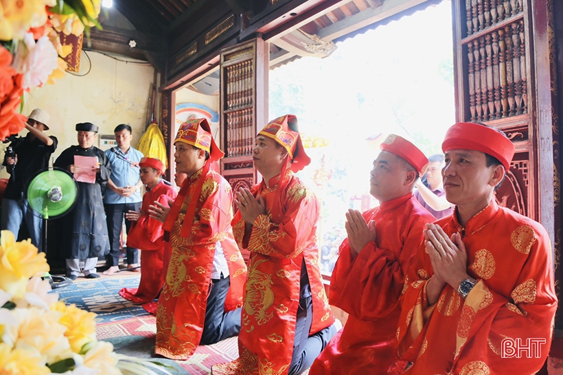 Sacred Temple Festival Chieu Trung Great King Le Khoi 2023 - Vietnam.vn