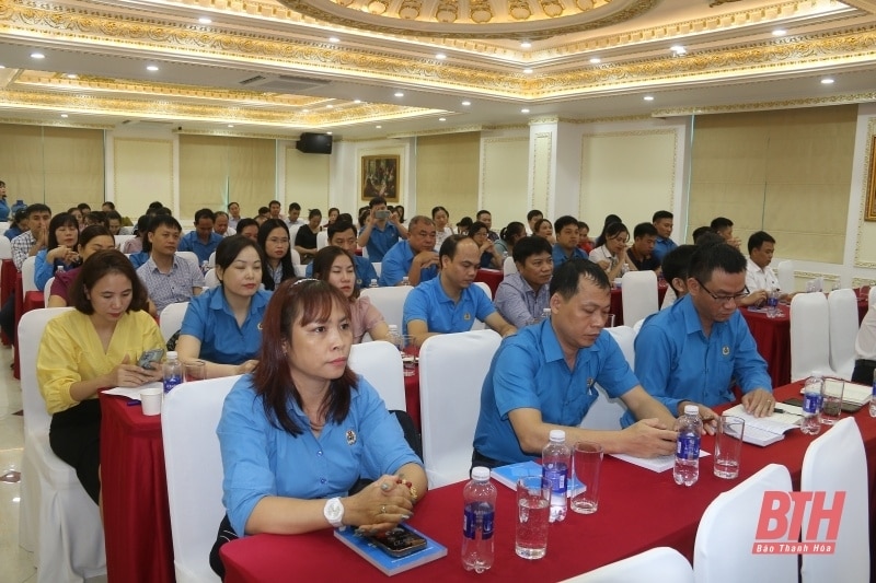 Tập huấn kỹ năng nghiệp vụ cho cán bộ công đoàn cơ sở KKT Nghi Sơn và các KCN tỉnh 
