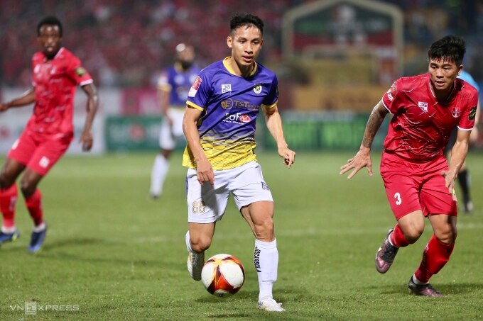 Hà Nội FC có sự trở lại quan trọng của tiền vệ Đỗ Hùng Dũng (giữa). Ảnh: Hiếu Lương