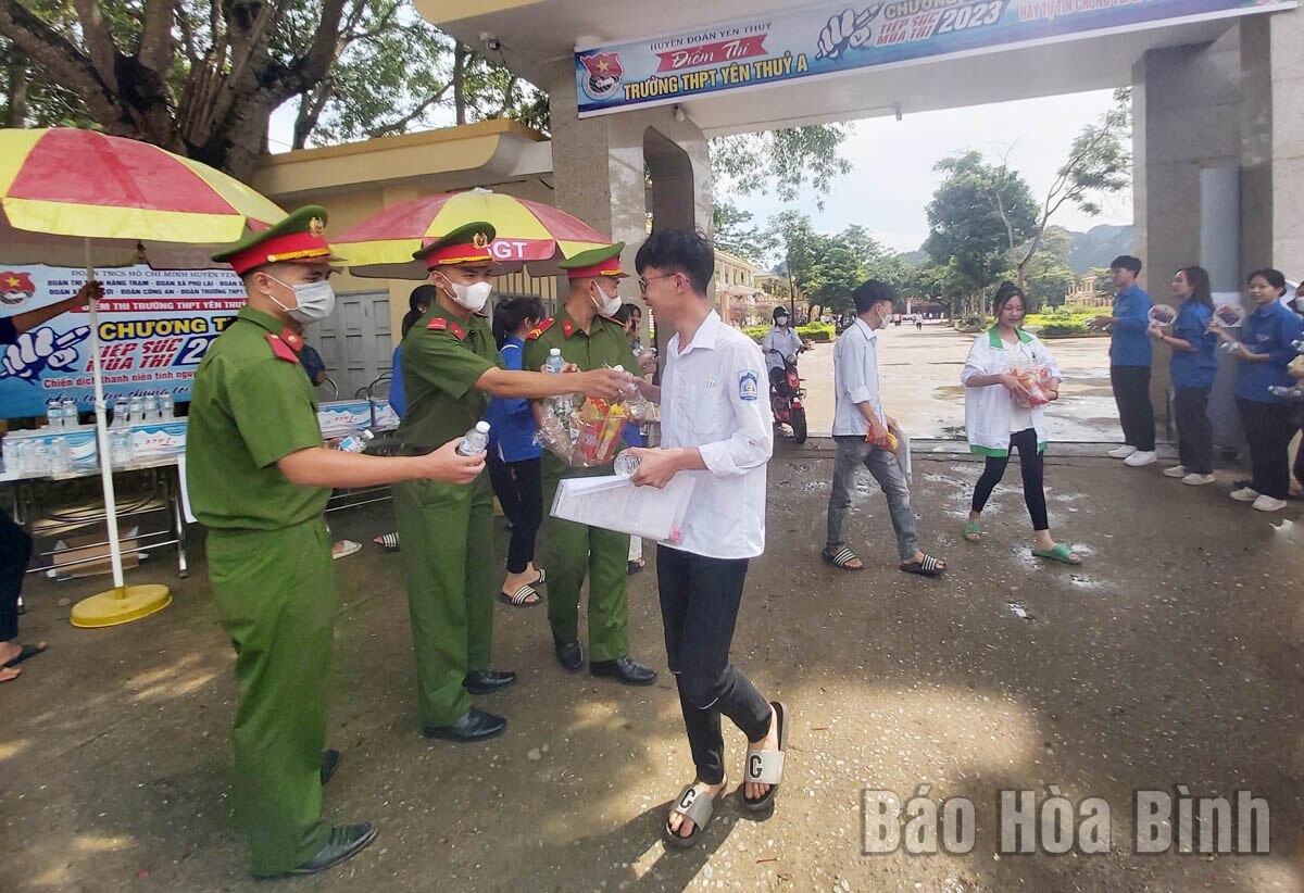 Молодежь района Йен Туи активно переносит сезон экзаменов - Vietnam.vn