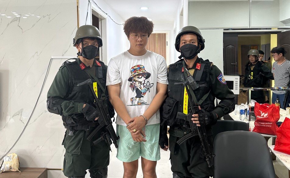 Bắt 3 người bị &quot;truy nã đỏ&quot; của Interpol tại Việt Nam - Ảnh 1.