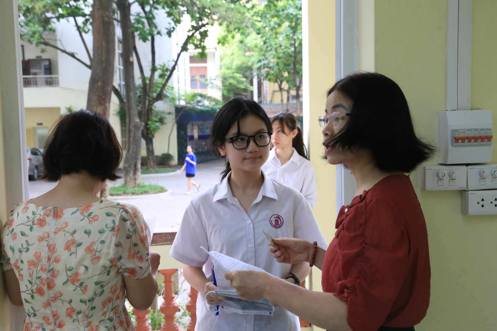  Thi vào lớp 10 ở Hà Nội: môn văn sẽ nhiều thí sinh đạt điểm 8 - Ảnh 1.