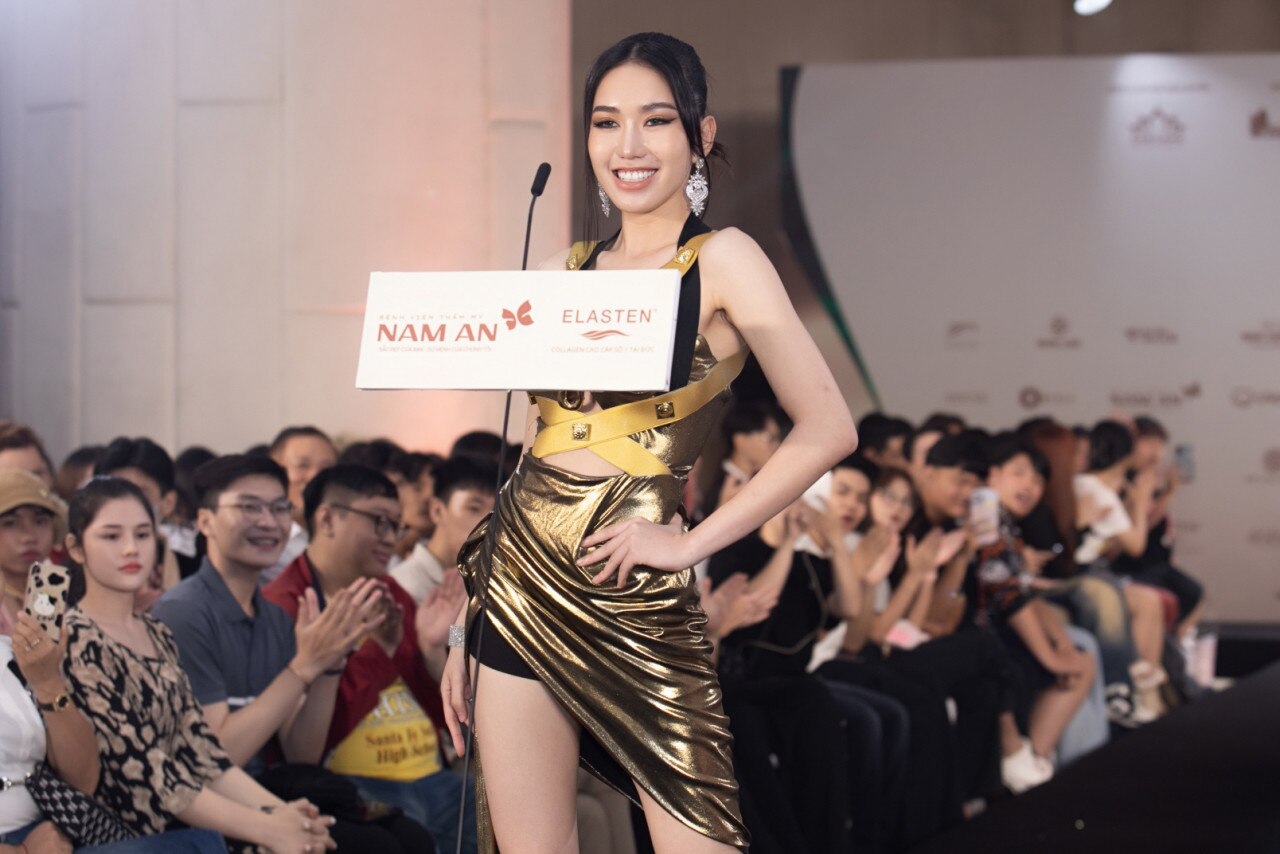 Miss Grand Vietnam 2023: Nhiều thí sinh hô tên kèm đọc thơ, gằn giọng 6