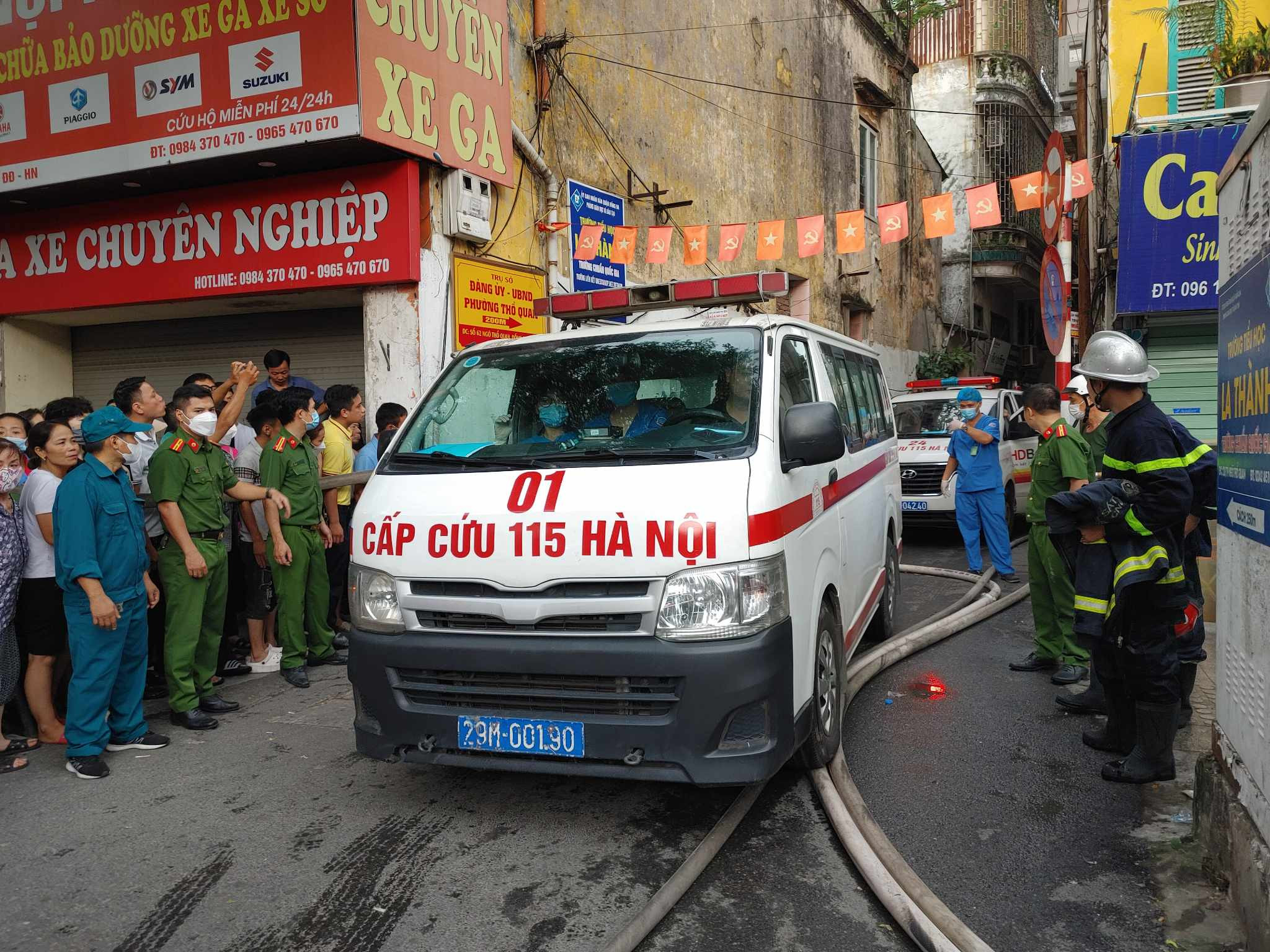 В результате пожара в 3-этажном доме в Ханое погибли 6 человека - Vietnam.vn