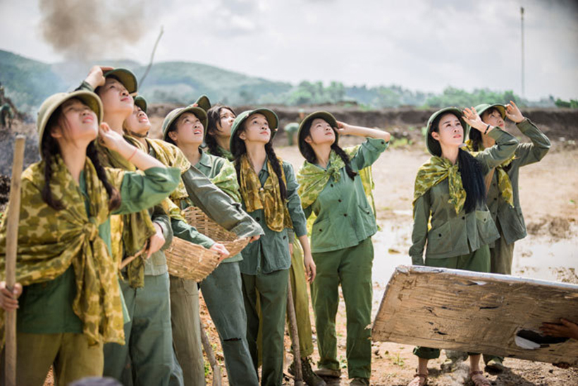 Singing Over The Bomb - Vietnam.vn