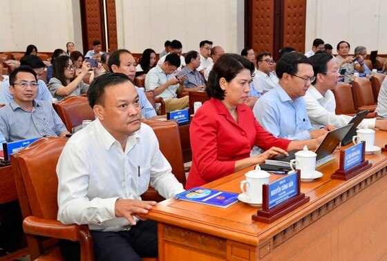 Chủ tịch UBND TPHCM Phan Văn Mãi: Thực hiện Nghị quyết 98 không có chỗ cho cán bộ sợ sệt không dám làm ảnh 2
