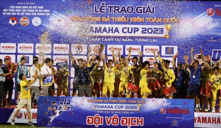 U13 SLNA vô địch Giải bóng đá Thiếu niên toàn quốc 2023.
