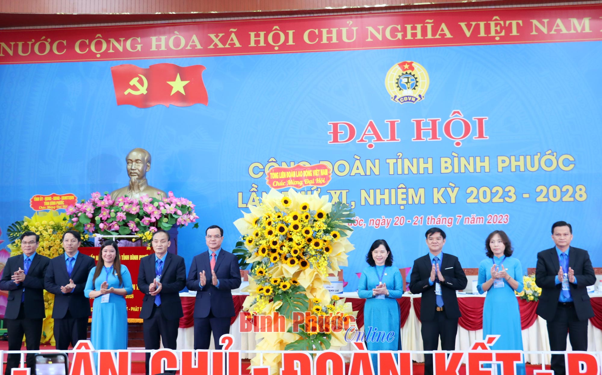 5 tasks for Binh Phuoc trade union to become a reliable support for ...