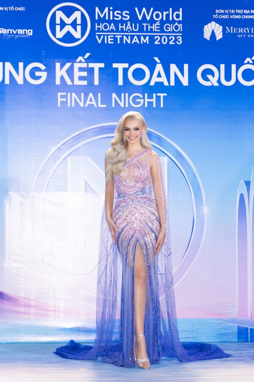 Dàn hoa hậu, á hậu gợi cảm trên thảm xanh Chung kết Miss World Vietnam 2023 4