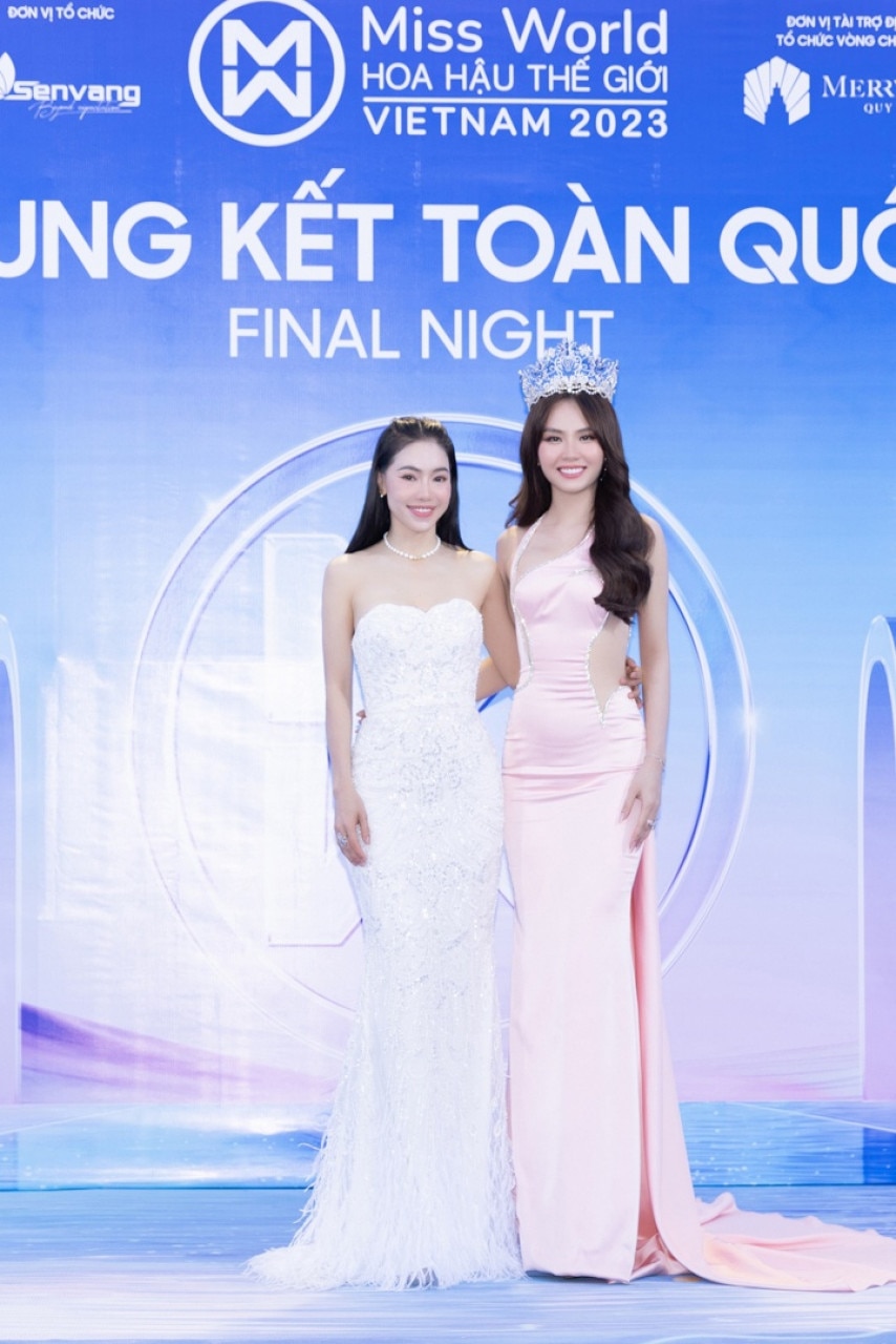 Dàn hoa hậu, á hậu gợi cảm trên thảm xanh Chung kết Miss World Vietnam 2023 1