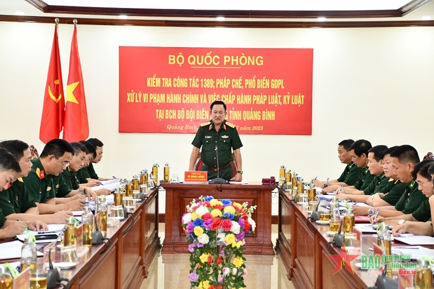 Senior Lieutenant General Vo Minh Luong inspects the Border Guard ...