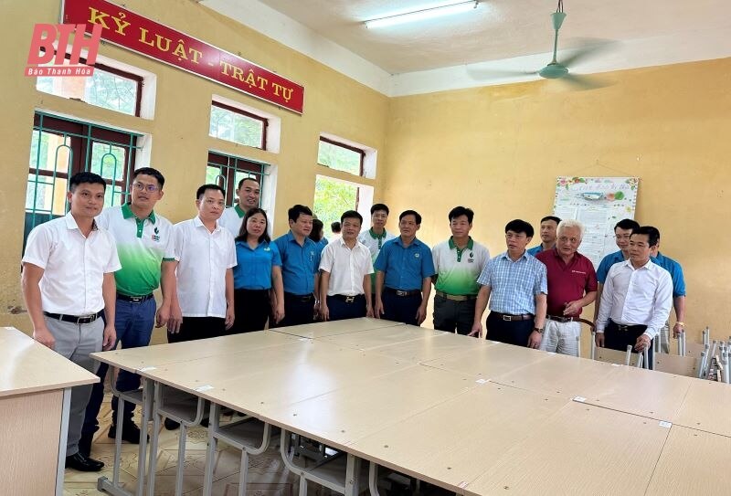 “Kết nối, sẻ chia vì vùng biên của Tổ quốc” tại huyện Quan Sơn
