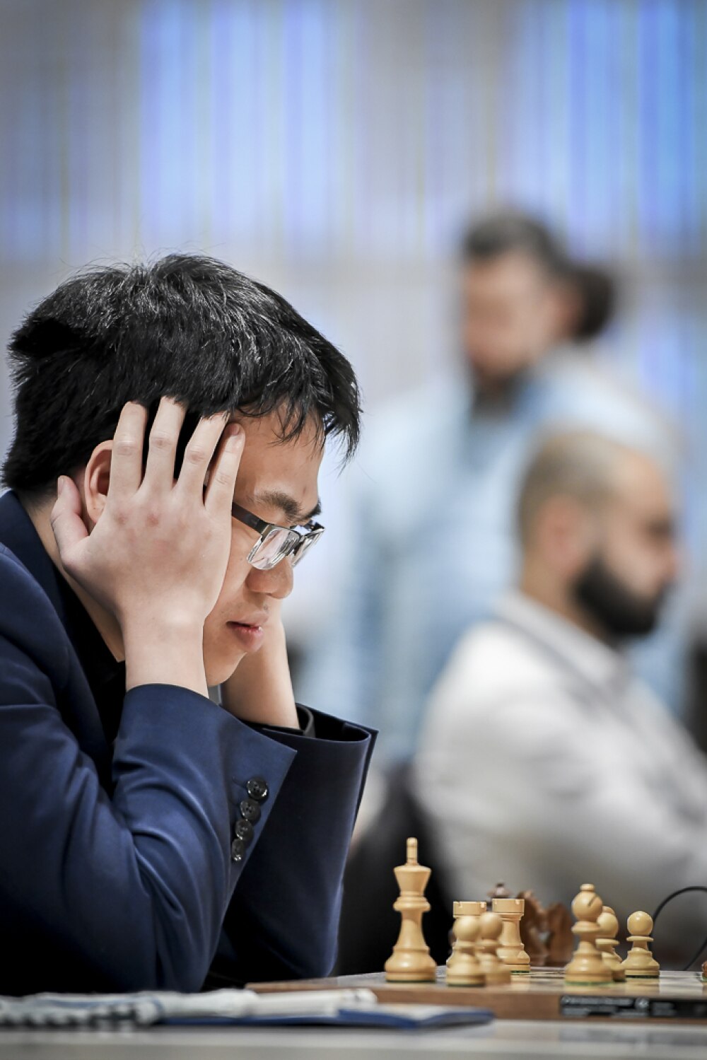Lê Quang Liêm thất thủ, nhận phần thưởng 10.000 USD ở World Cup cờ vua 2023 - Ảnh 2.