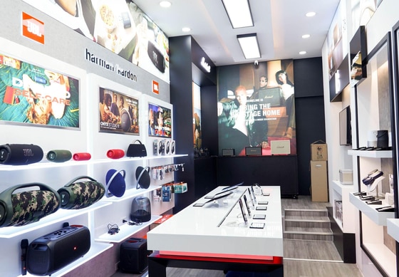 Minh Tuấn Mobile ra mắt cửa hàng chuyên về loa cao cấp ảnh 2