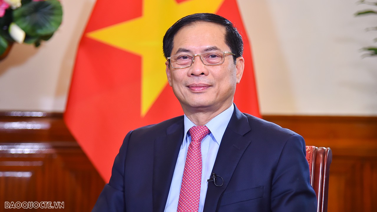 Minister Bui Thanh Son sent a congratulatory letter on the occasion of ...