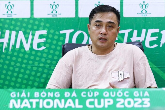 HLV Nguyễn Đức Thắng đánh giá Viettel sáng cửa vô địch Cup quốc gia 2023. Ảnh: Hiếu Lương