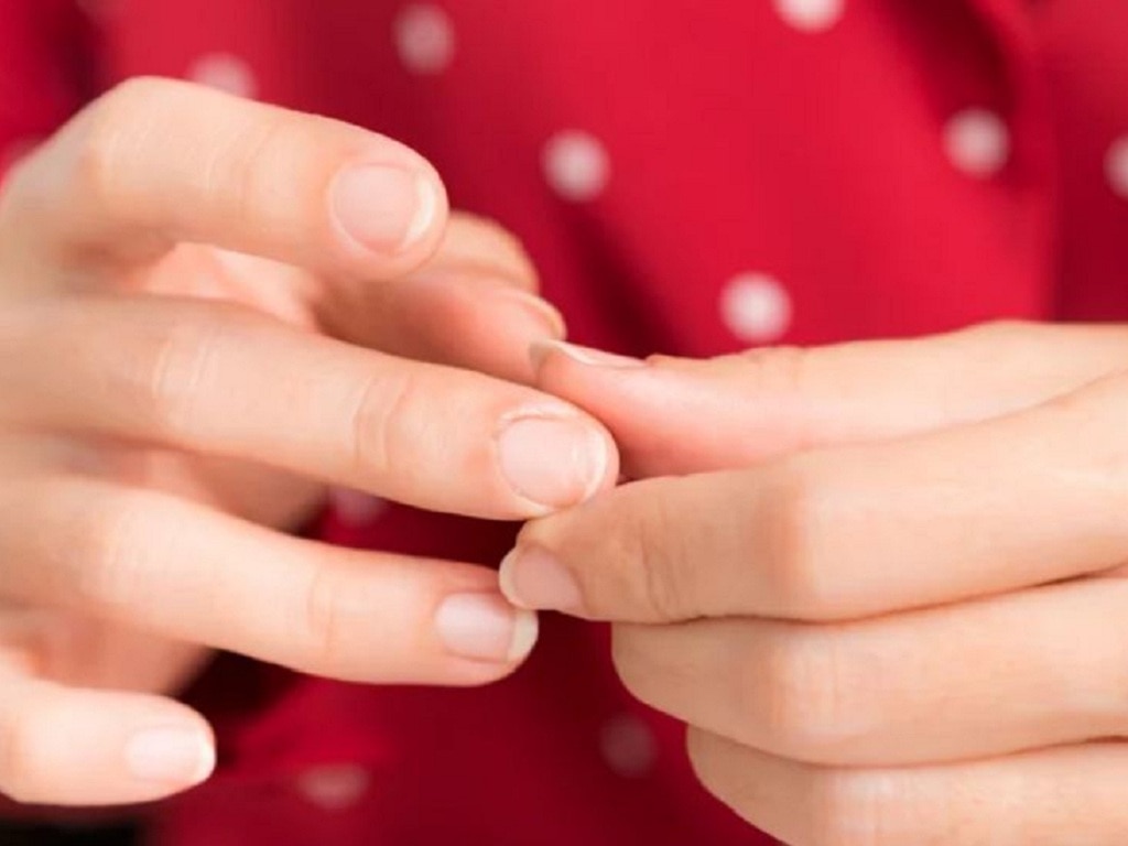 Mayo Clinic Q and A: Self-Care Can Strengthen Weak Fingernails - Mayo  Clinic News Network