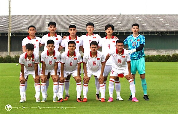 Watch the penalty shootout of 11m to help Vietnam U23 win the Southeast  Asian championship 