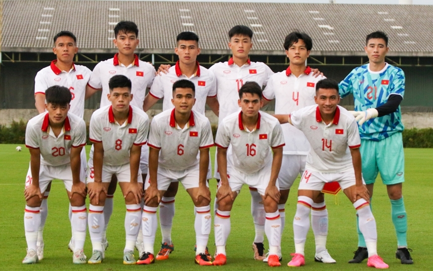 Watch the penalty shootout of 11m to help Vietnam U23 win the Southeast  Asian championship 