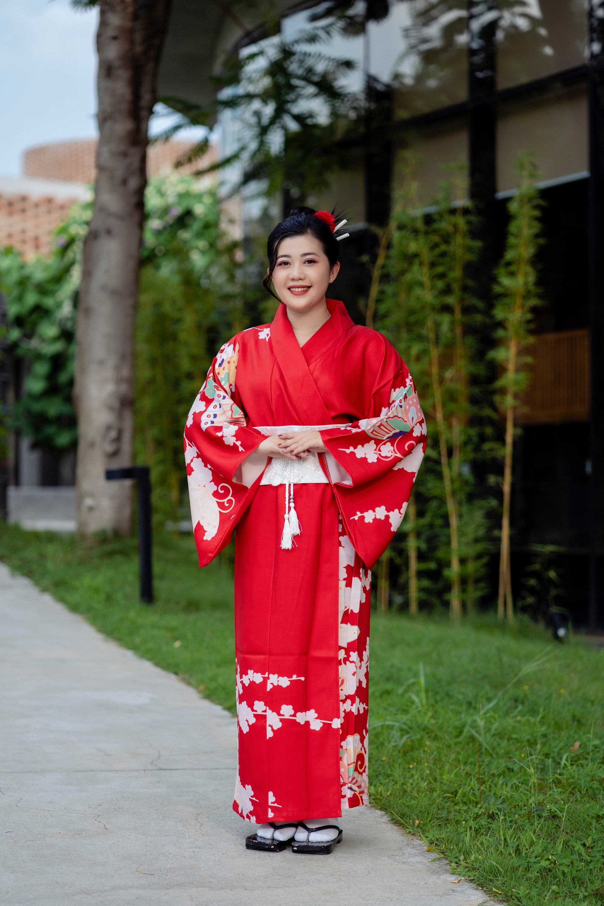 Ao dai, kimono fuse to highlight beauty of Vietnam, Japan