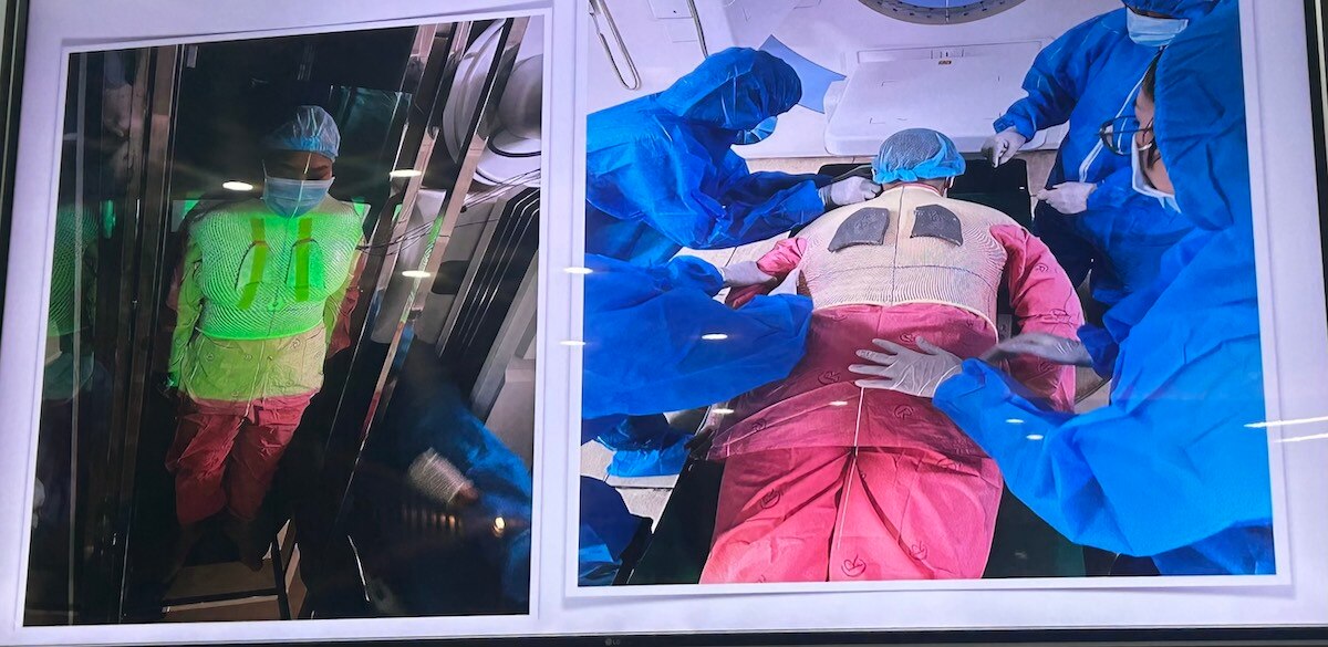 Lần đầu tiên tại Việt Nam điều trị thành công bệnh nhân hạch bằng 2 kỹ thuật  - Ảnh 2.