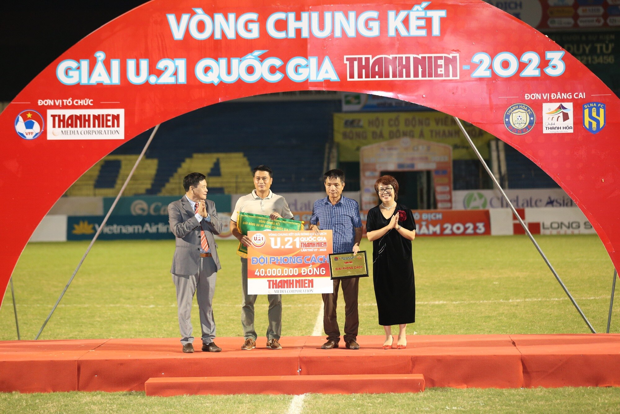 Watch the penalty shootout of 11m to help Vietnam U23 win the Southeast  Asian championship 