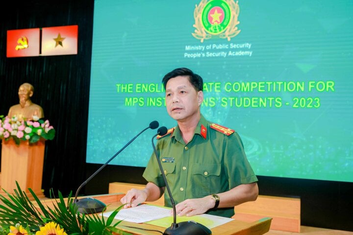 Đại tá Nguyễn Văn Thiết, Phó giám đốc Học viện An ninh nhân dân.