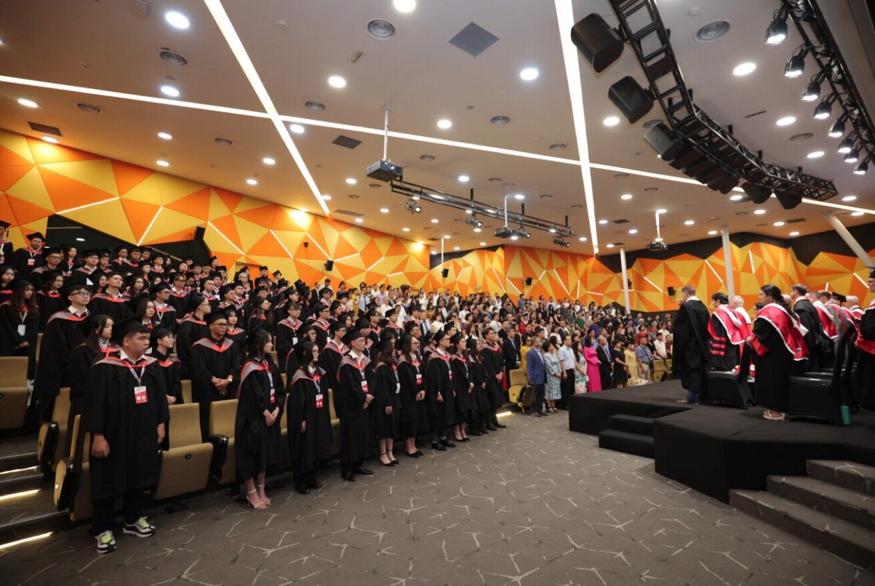 Trường Đại học Anh Quốc Việt Nam (BUV) đón chào thế hệ sinh viên tốt nghiệp mới - Ảnh 2.