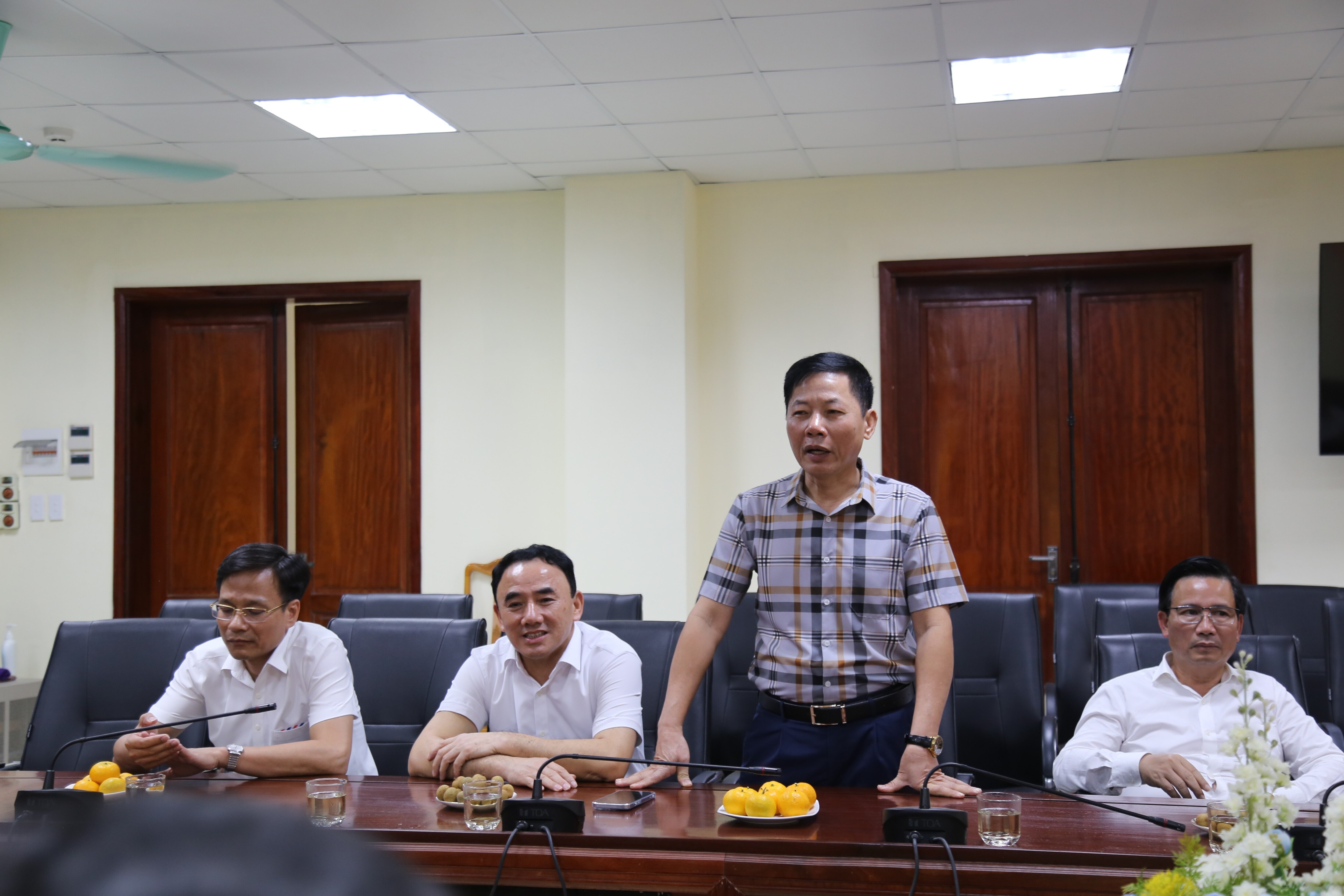 Sự kiện - Trung tâm Tư vấn pháp luật cho người chưa thành niên thăm, gặp gỡ lãnh đạo TAND tỉnh Thanh Hoá (Hình 2).