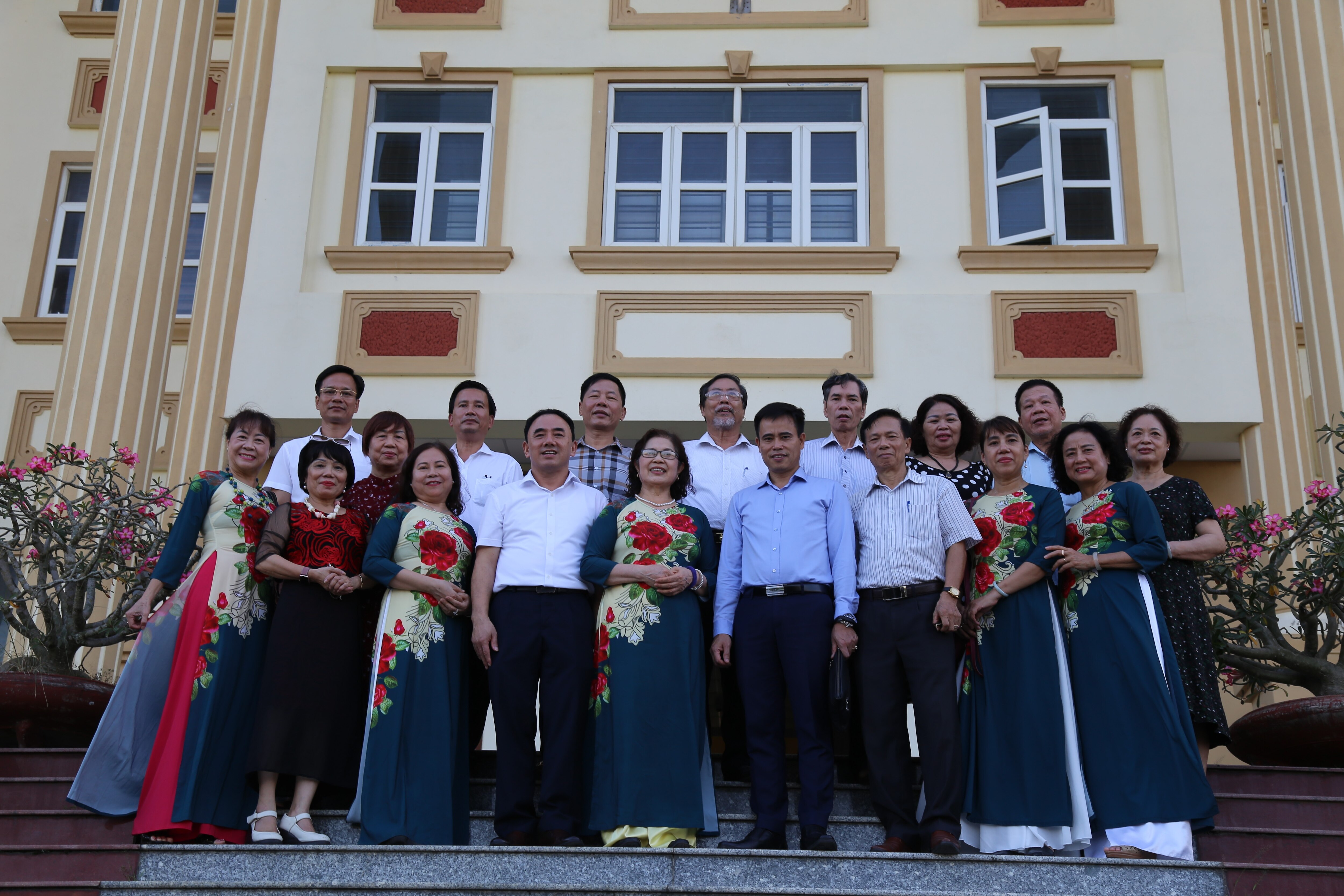 Sự kiện - Trung tâm Tư vấn pháp luật cho người chưa thành niên thăm, gặp gỡ lãnh đạo TAND tỉnh Thanh Hoá (Hình 6).