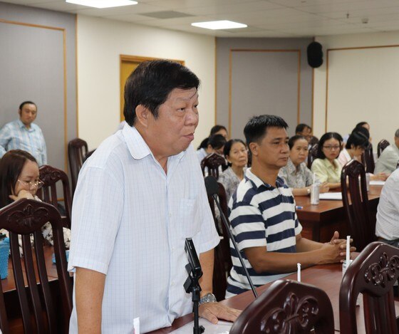 Cử tri Nguyễn Văn Công nêu ý kiến về tình trạng tham nhũng