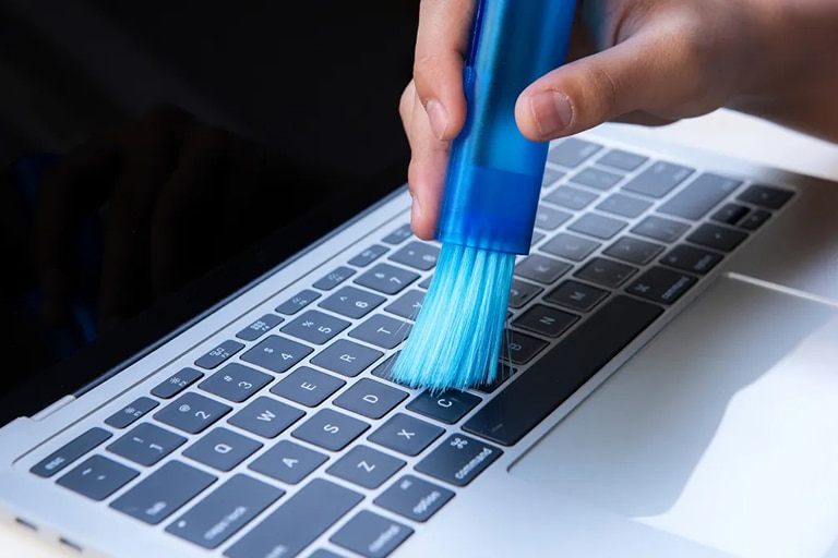 Comment nettoyer un clavier d'ordinateur 
