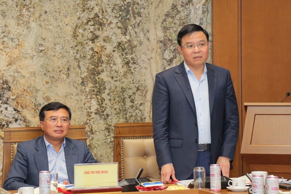 Đồng chí Lê Mạnh Hùng - Phó Bí thư Đảng ủy, Tổng Giám đốc Petrovietnam phát biểu tại hội nghị. (Nguồn: PVN)