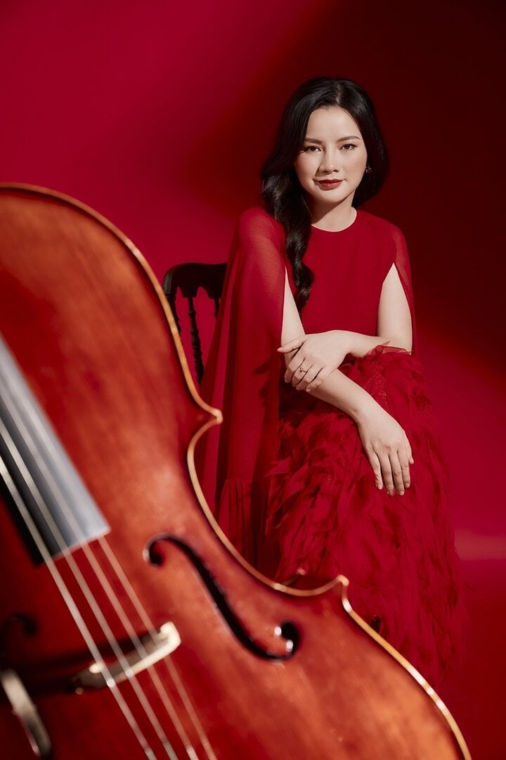 Nghệ sĩ cello Hà Miên thực hiện đêm nhạc "Cello hát tình ca".